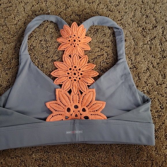 Aerie sports bra - Picture 2 of 3